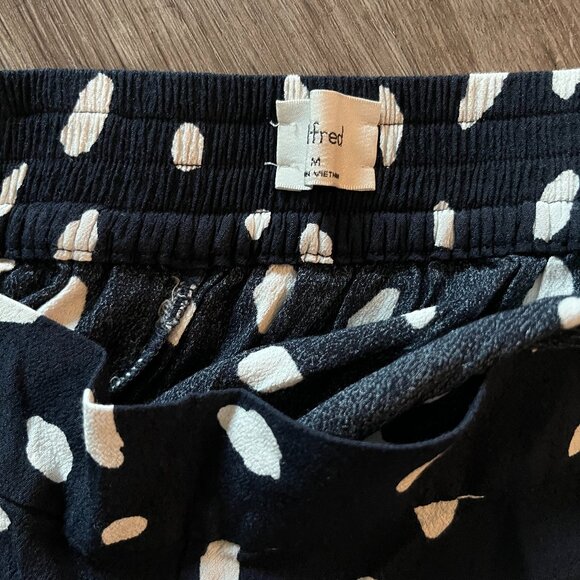 Aritzia Wilfred Faun Wide Legged Cropped Pants - Picture 5 of 5